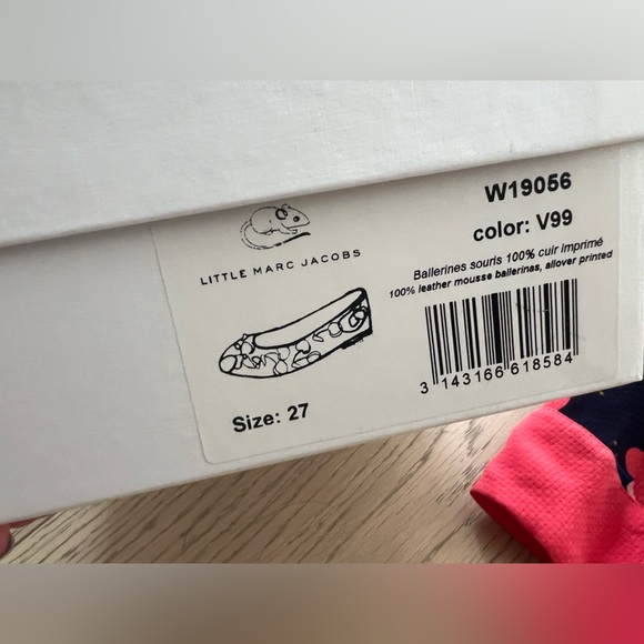 Little Marc Jacobs Girls Cherry Skirt with the Matching Shoes - Picture 4 of 12